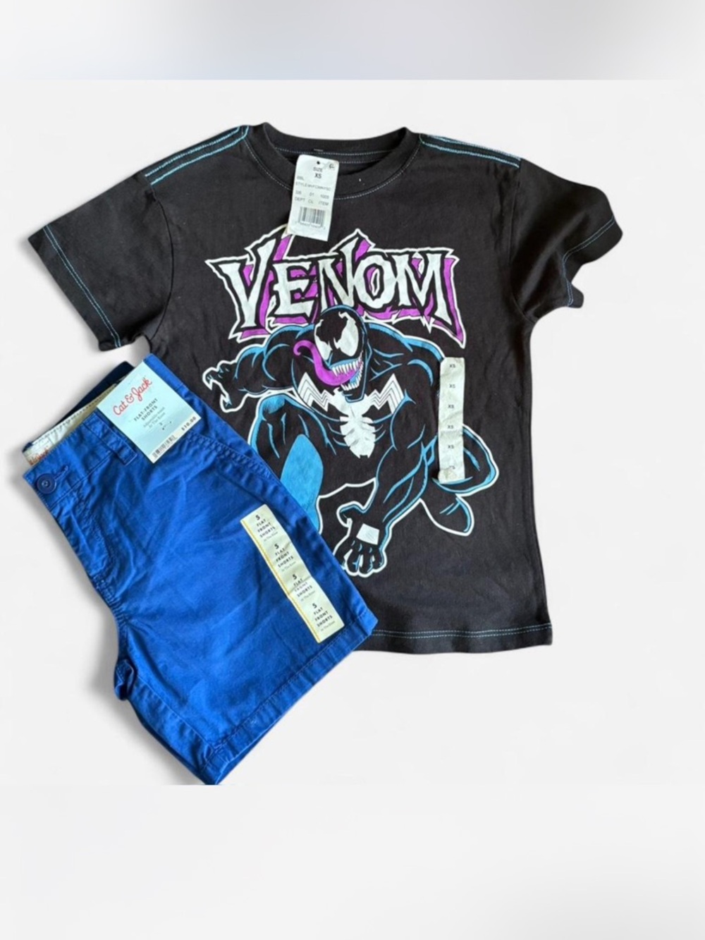 Cat & Jack Boys Black Venom Graphic Tee with Blue Shorts - Picture 2 of 5